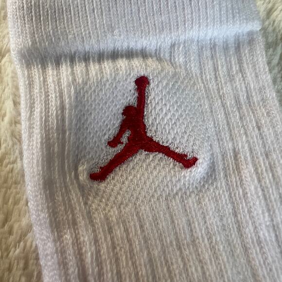 Kids Jordan Socks (1 Pair) White with Red Logo and Lettering - NWOT - Picture 2 of 5